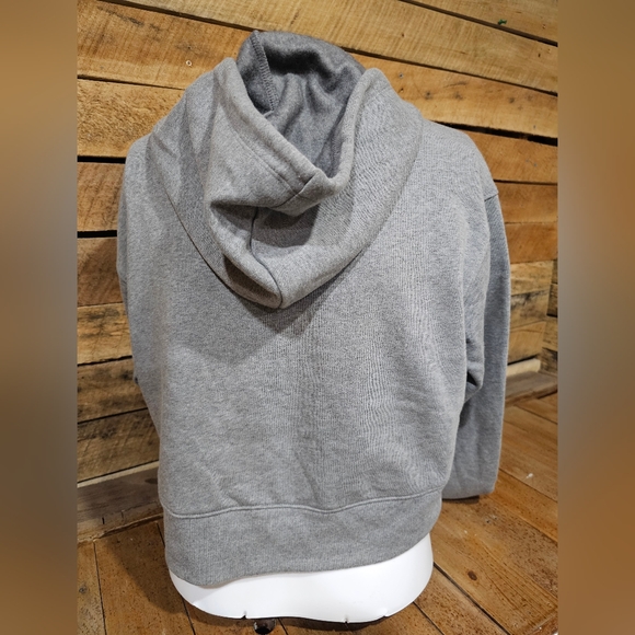 New Wild Fable Gray Cropped Sweatshirt Size Extra Small - Picture 3 of 6